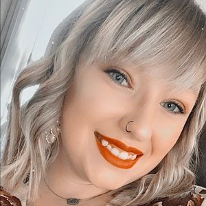 Meet your Posher, Madyson